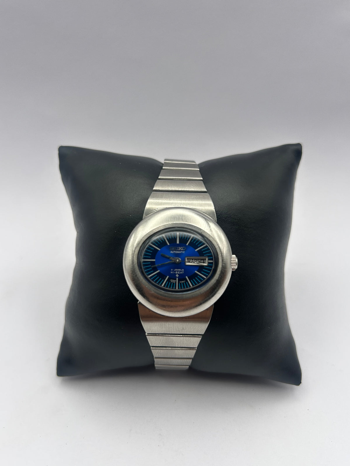 Seiko “UFO” Blue Dial