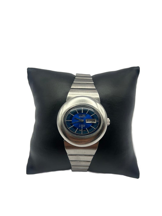 Seiko “UFO” Blue Dial