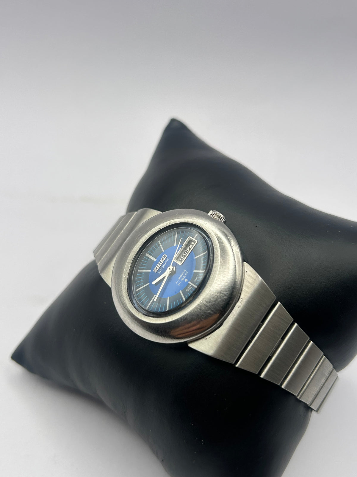Seiko “UFO” Blue Dial