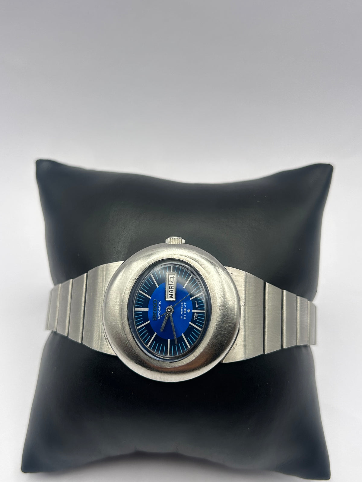 Seiko “UFO” Blue Dial